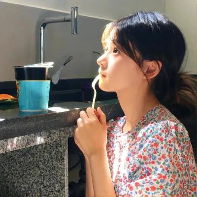 不当表现 海报