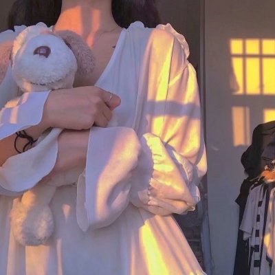 粗犷之城—巴比肯 海报